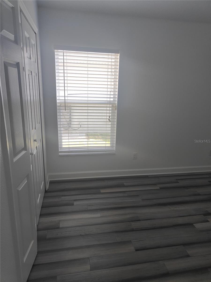 CRYSTAL GLEN - Residential Lease