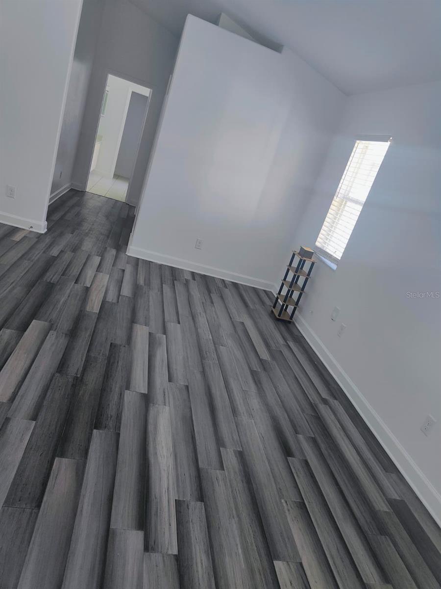 CRYSTAL GLEN - Residential Lease