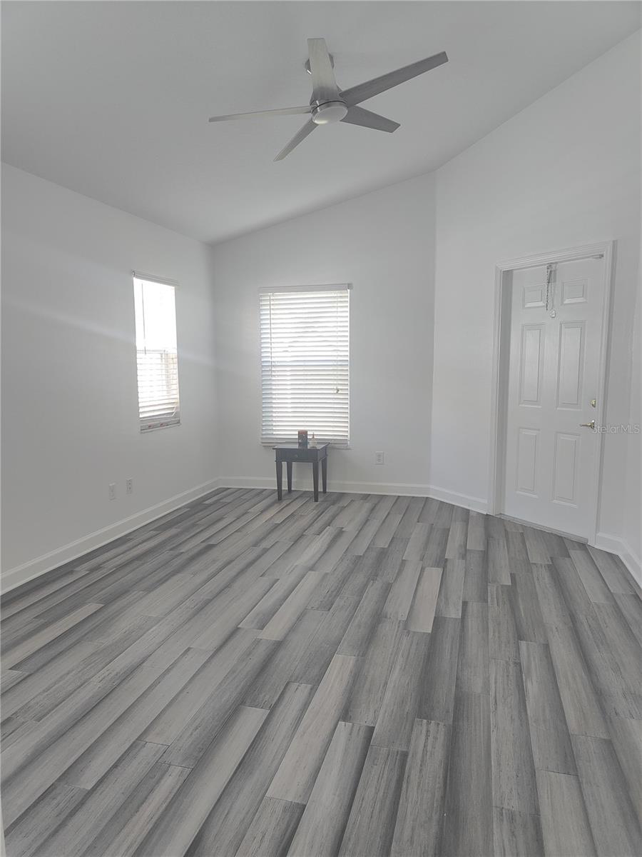 CRYSTAL GLEN - Residential Lease