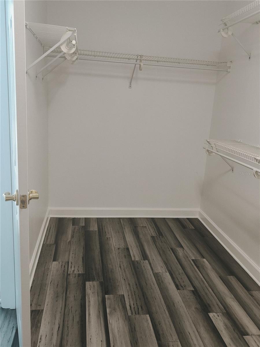 CRYSTAL GLEN - Residential Lease