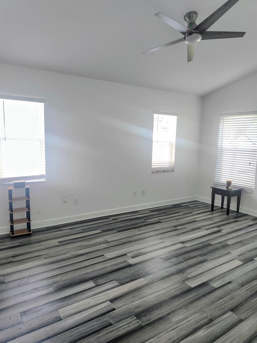 CRYSTAL GLEN - Residential Lease