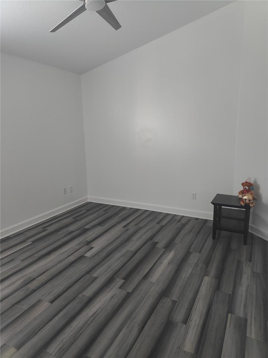 CRYSTAL GLEN - Residential Lease