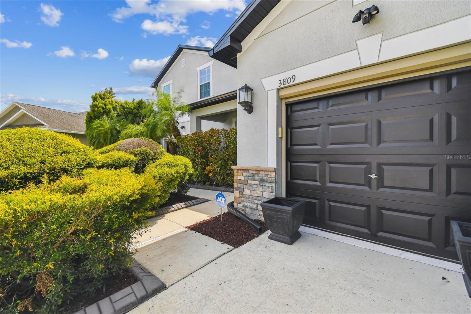3809 TRISTRAM LOOP