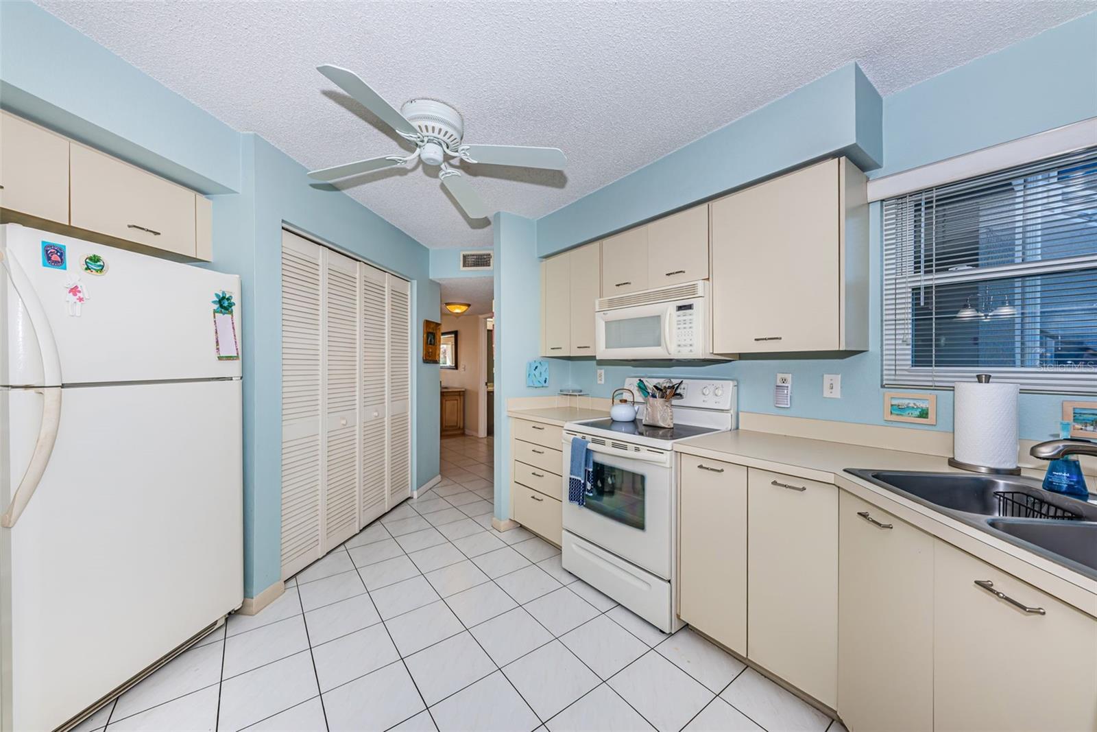 VISTA VERDE WEST - Residential