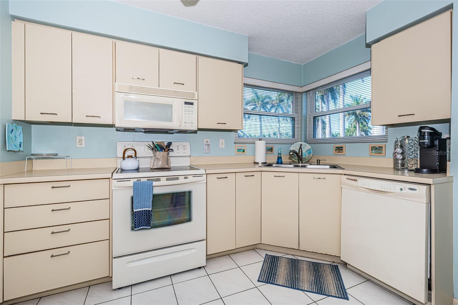 VISTA VERDE WEST - Residential