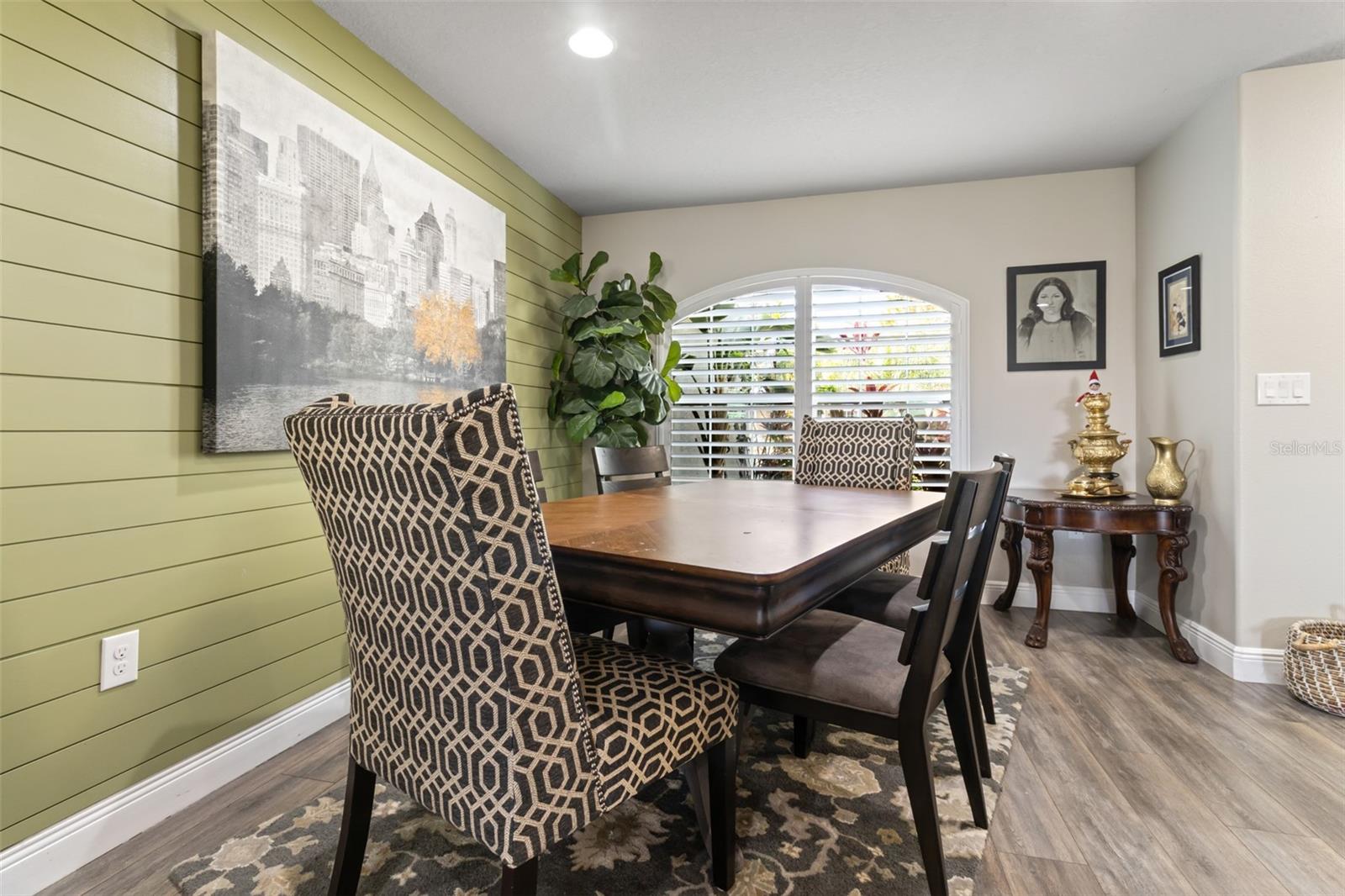 SPRING HILL - Residential