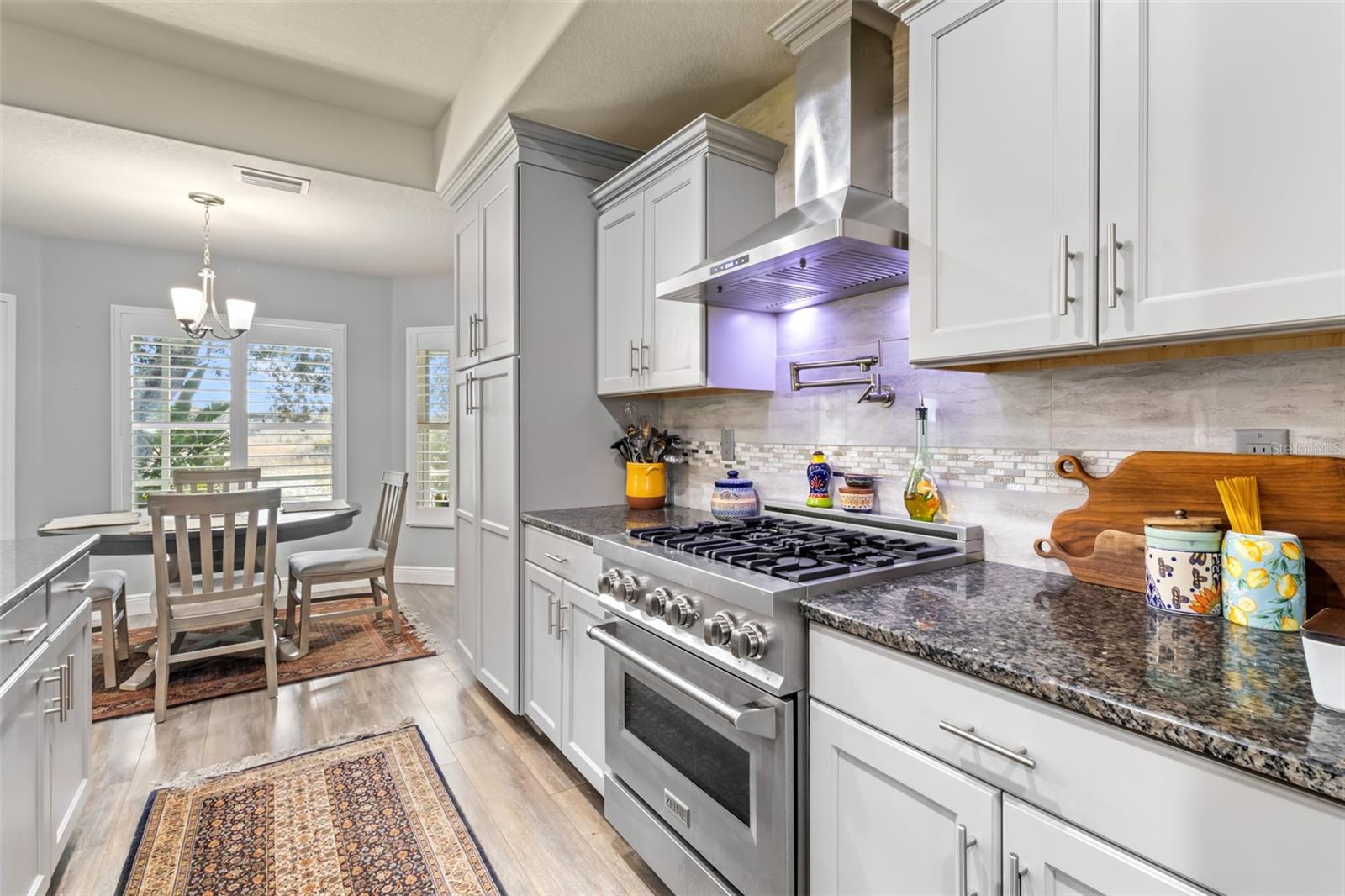 SPRING HILL - Residential