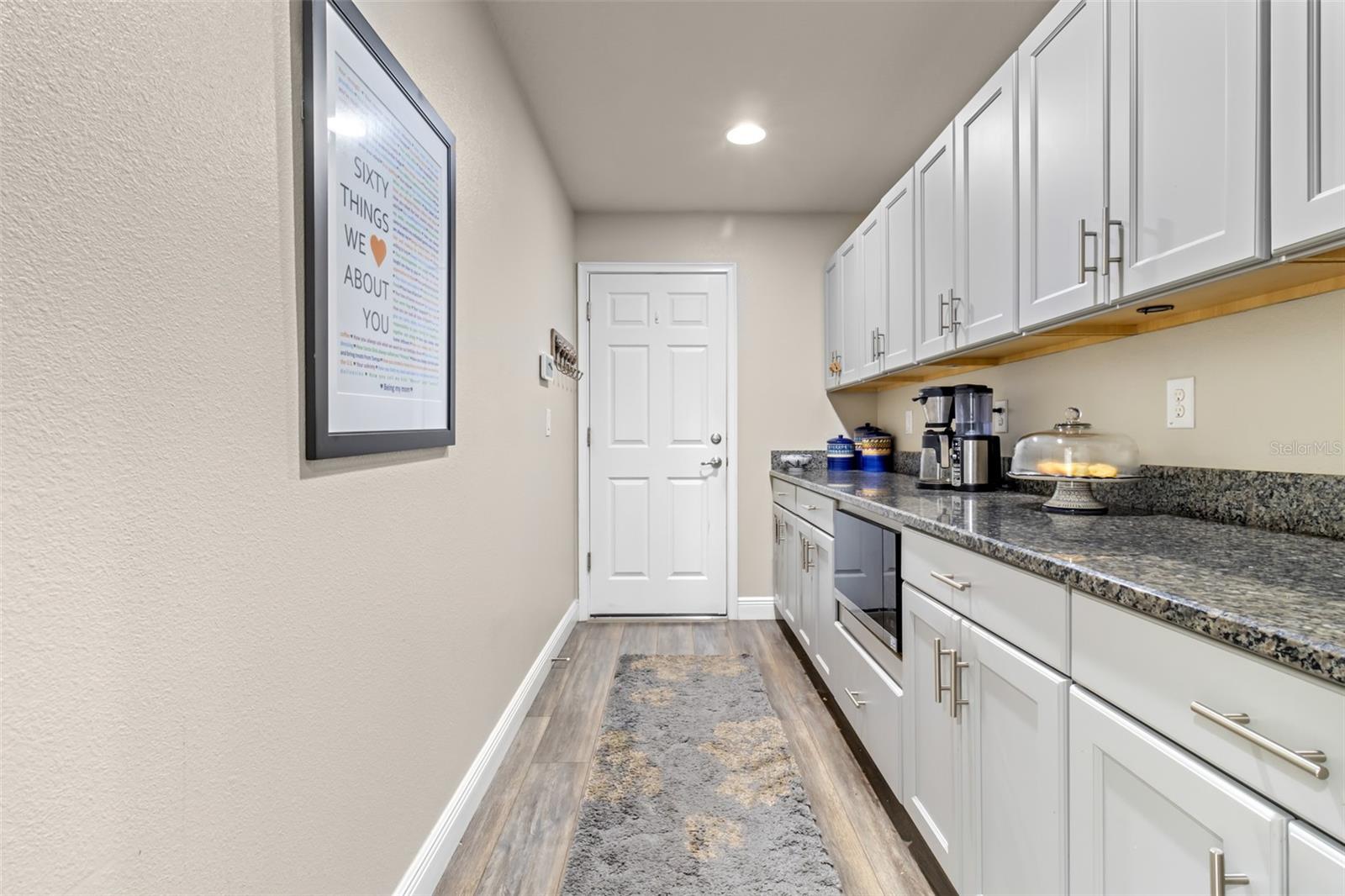 SPRING HILL - Residential