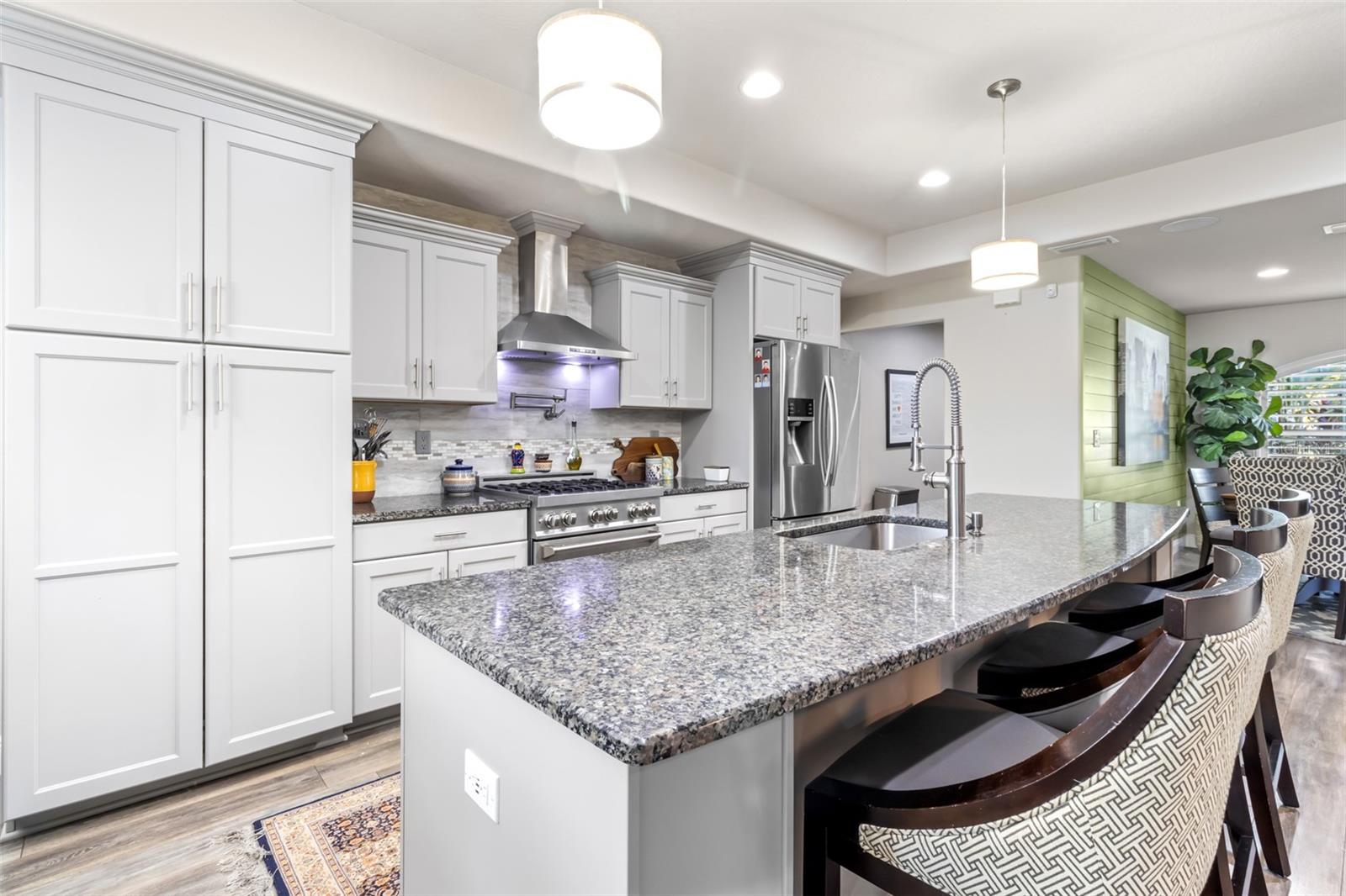 SPRING HILL - Residential