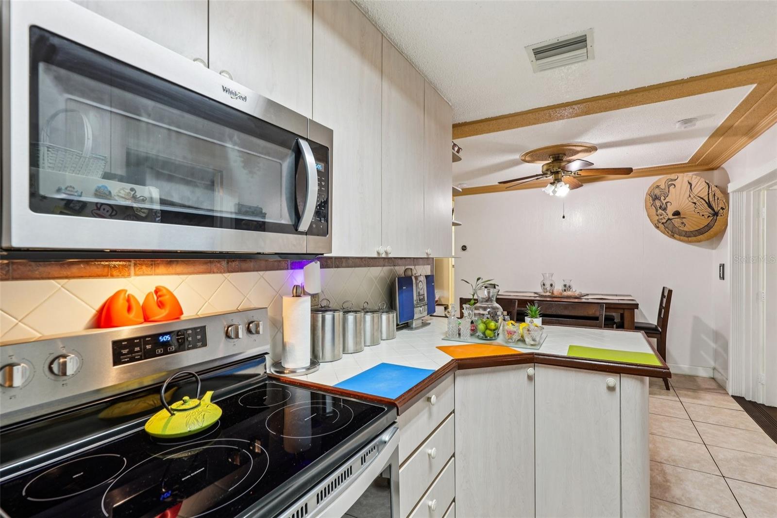 UNIVERSAL ESTATES SOUTH ADD - Residential