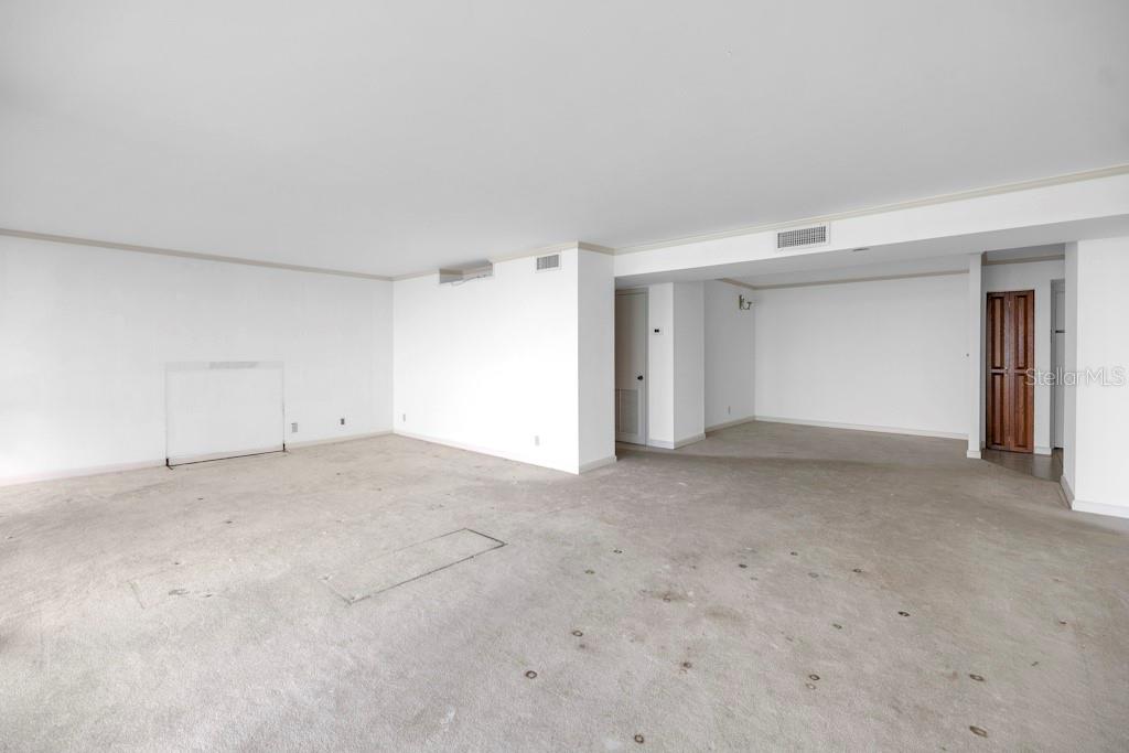 KEY CAPRI CONDO - Residential