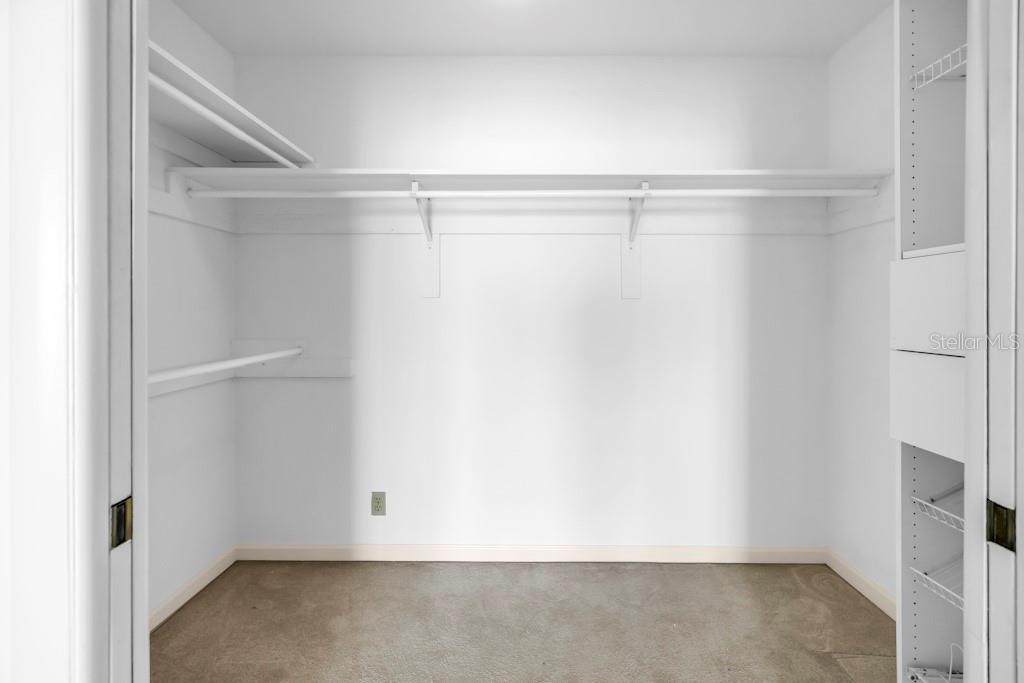 KEY CAPRI CONDO - Residential