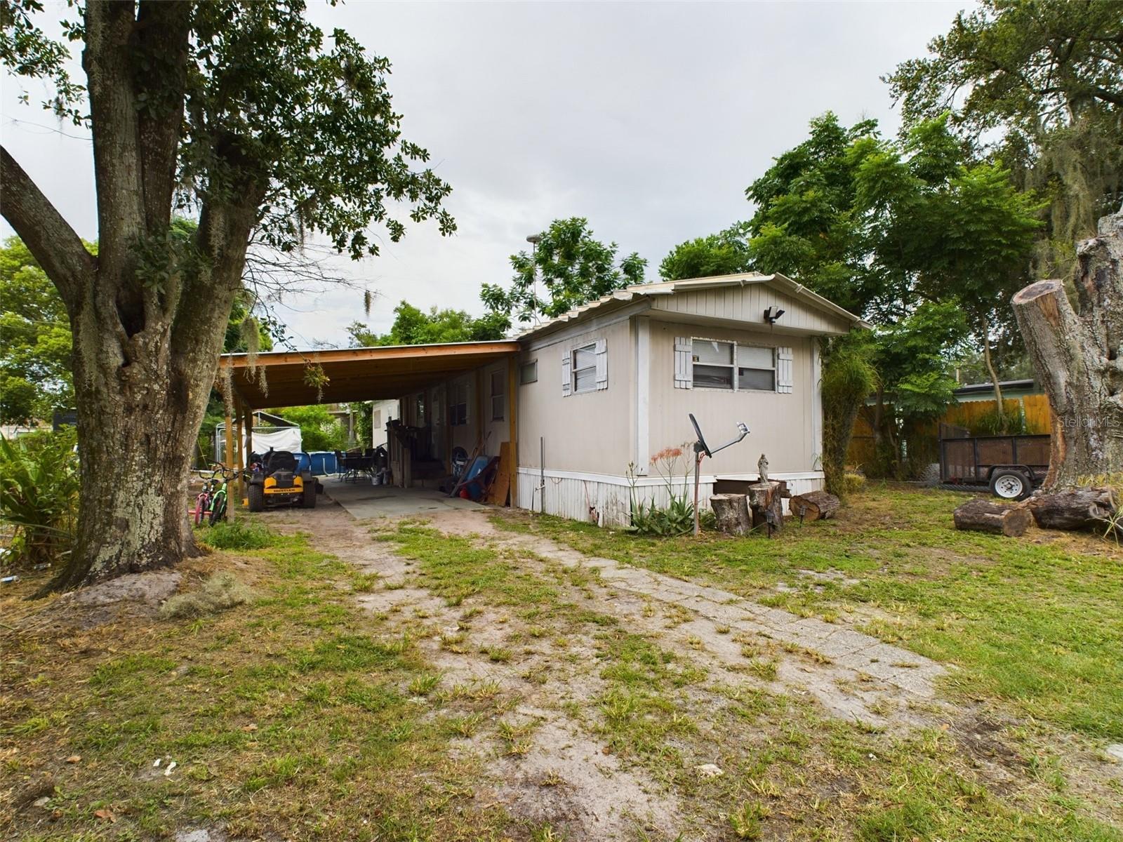 Photo 15 of 16 of 2425 GARDEN STREET mobile home