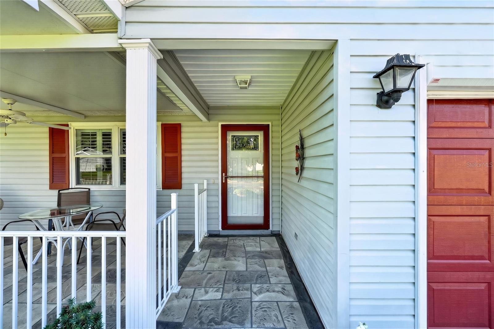 1218 SANTOS PLACE