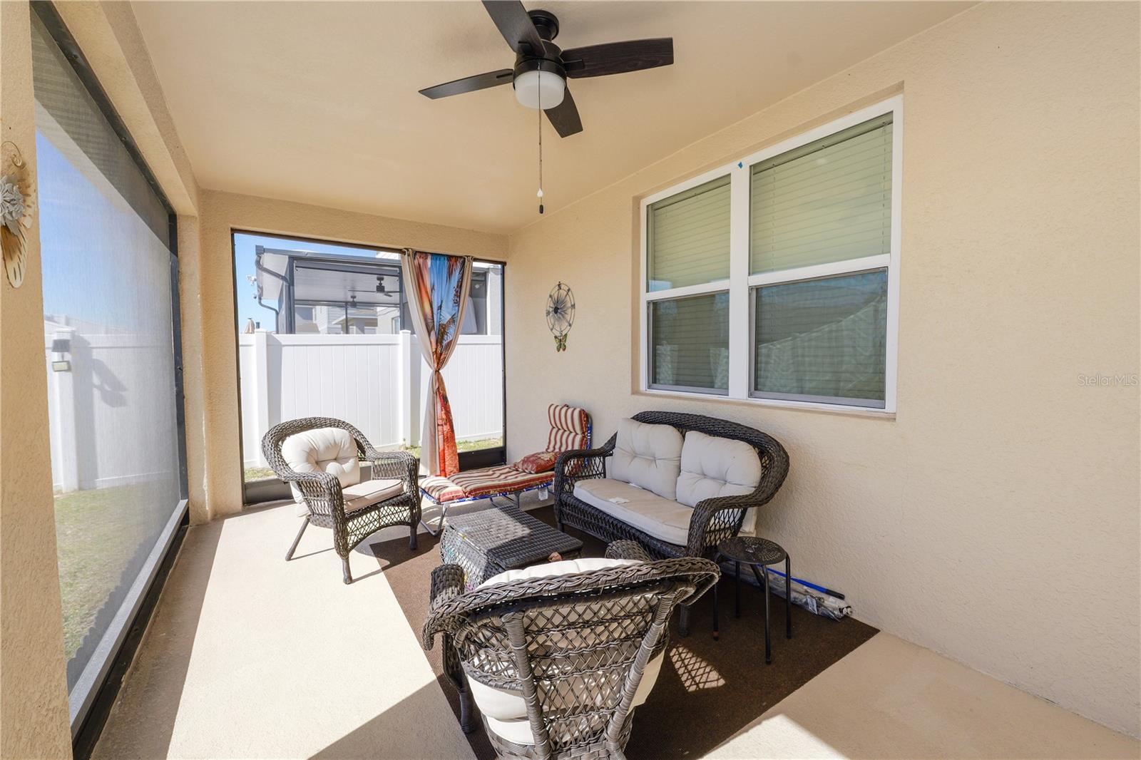 LAKE SMART POINTE - Residential