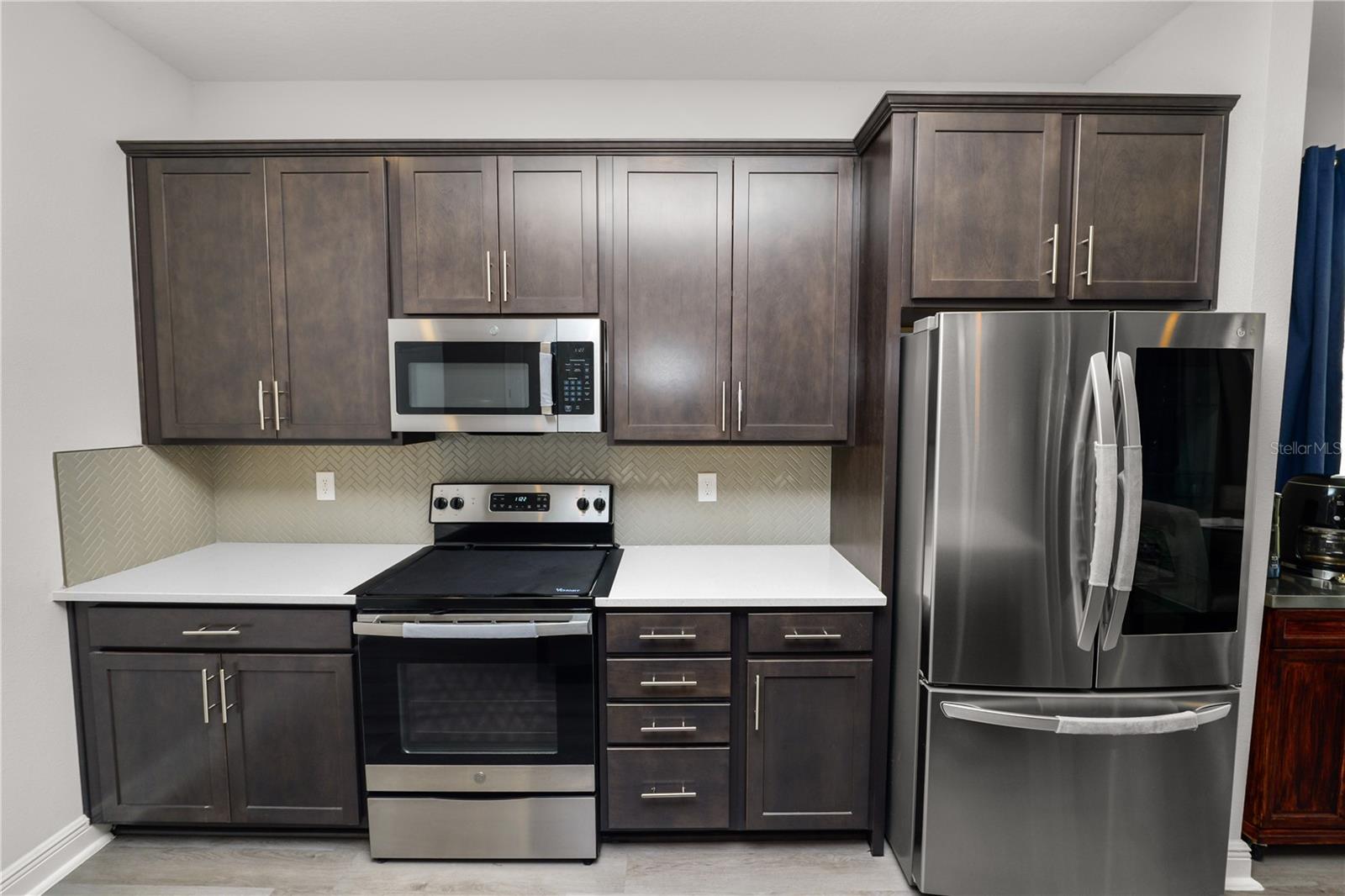 LAKE SMART POINTE - Residential