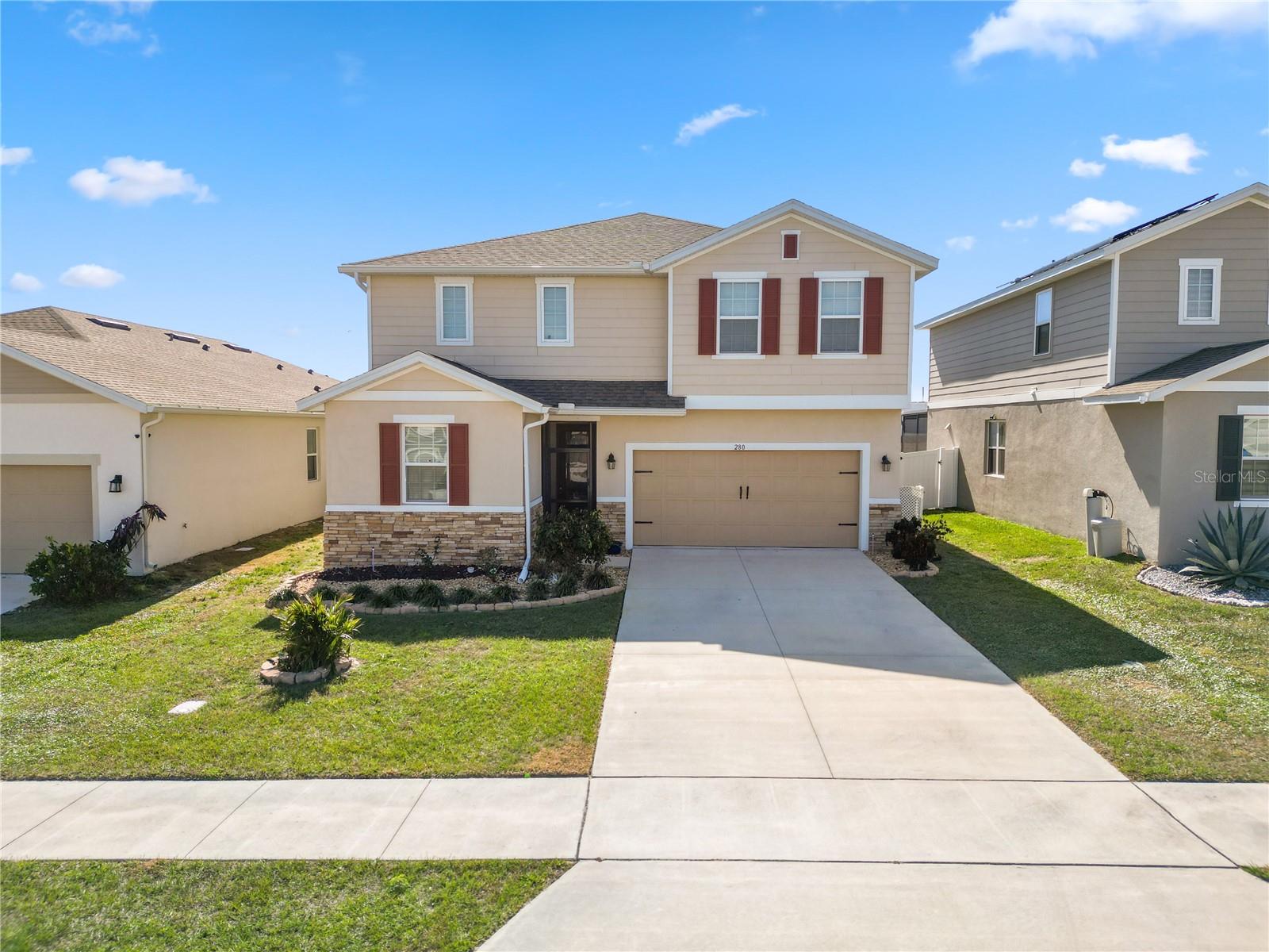 LAKE SMART POINTE - Residential