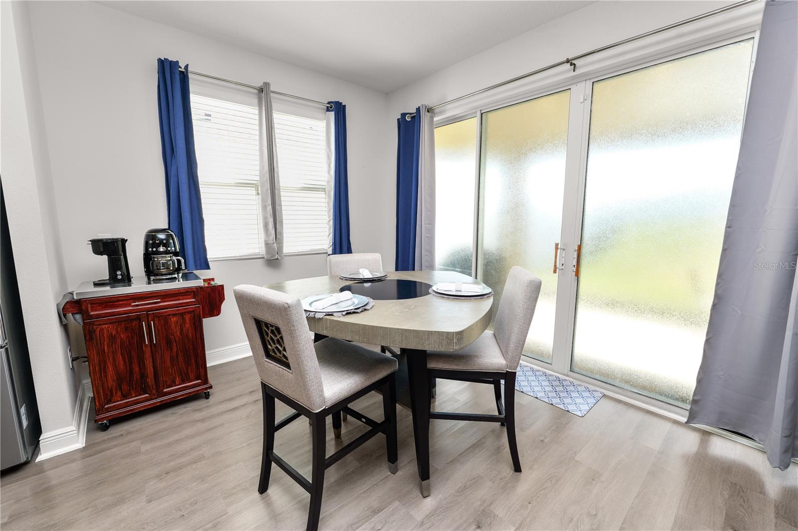 LAKE SMART POINTE - Residential