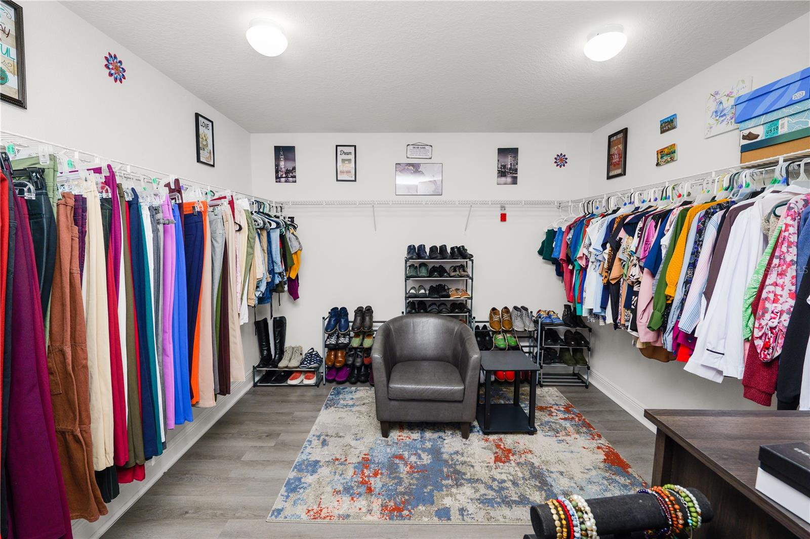 LAKE SMART POINTE - Residential