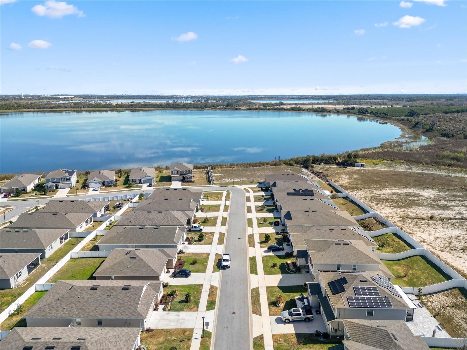 LAKE SMART POINTE - Residential
