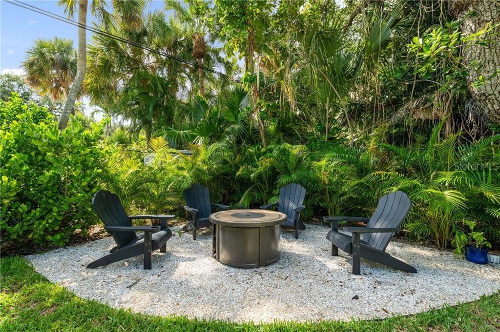 FLAG POINT SHORES - Residential