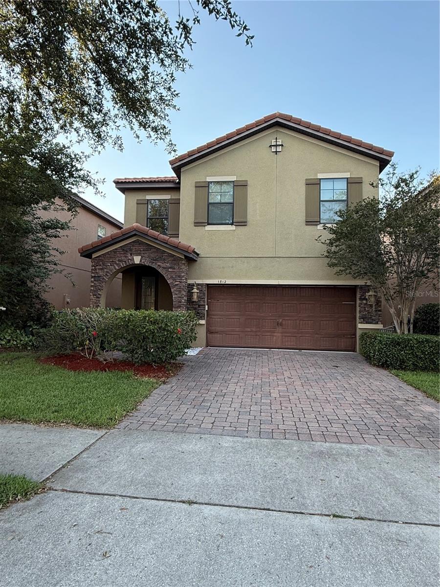 1812 LEATHER FERN DRIVE