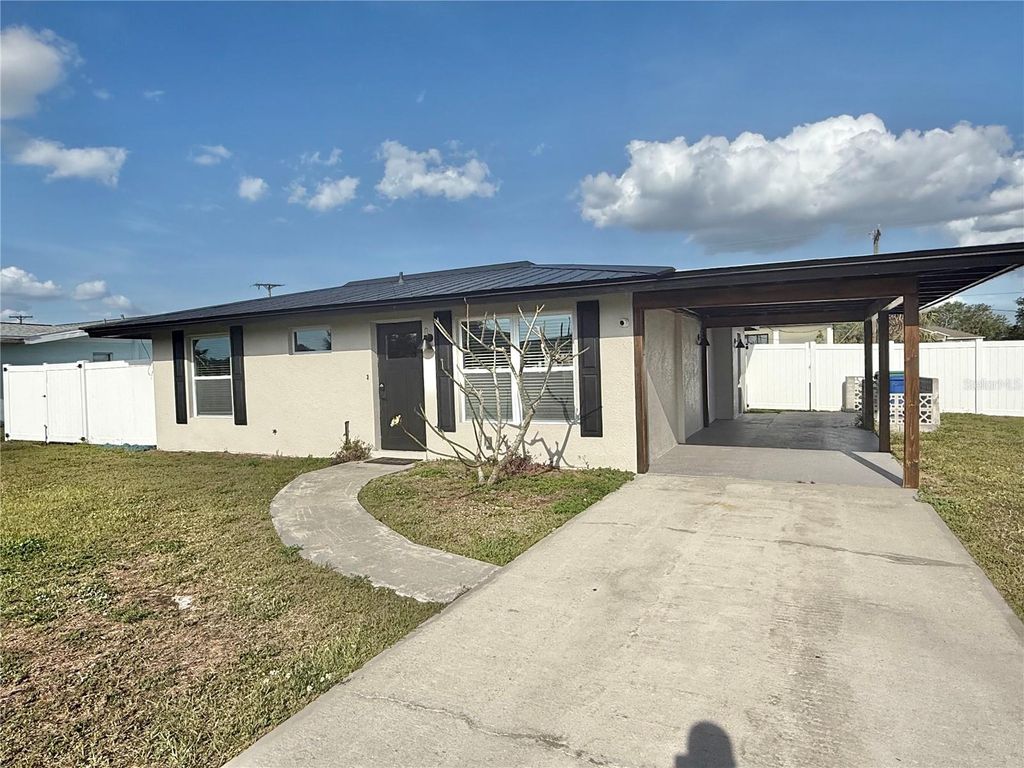 Photo of 3324 Port Charlotte Boulevard, Port Charlotte, FL 33952 (MLS # C7519553)