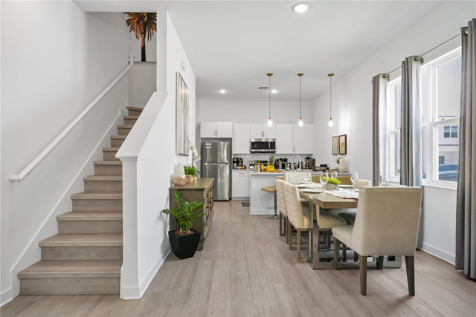 AZUR RESIDENCE - Residential