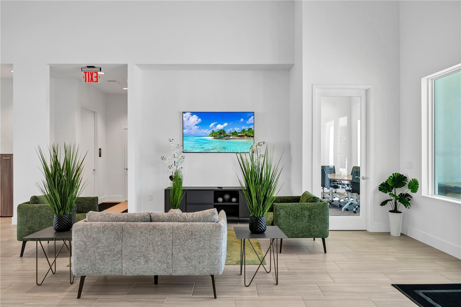 AZUR RESIDENCE - Residential