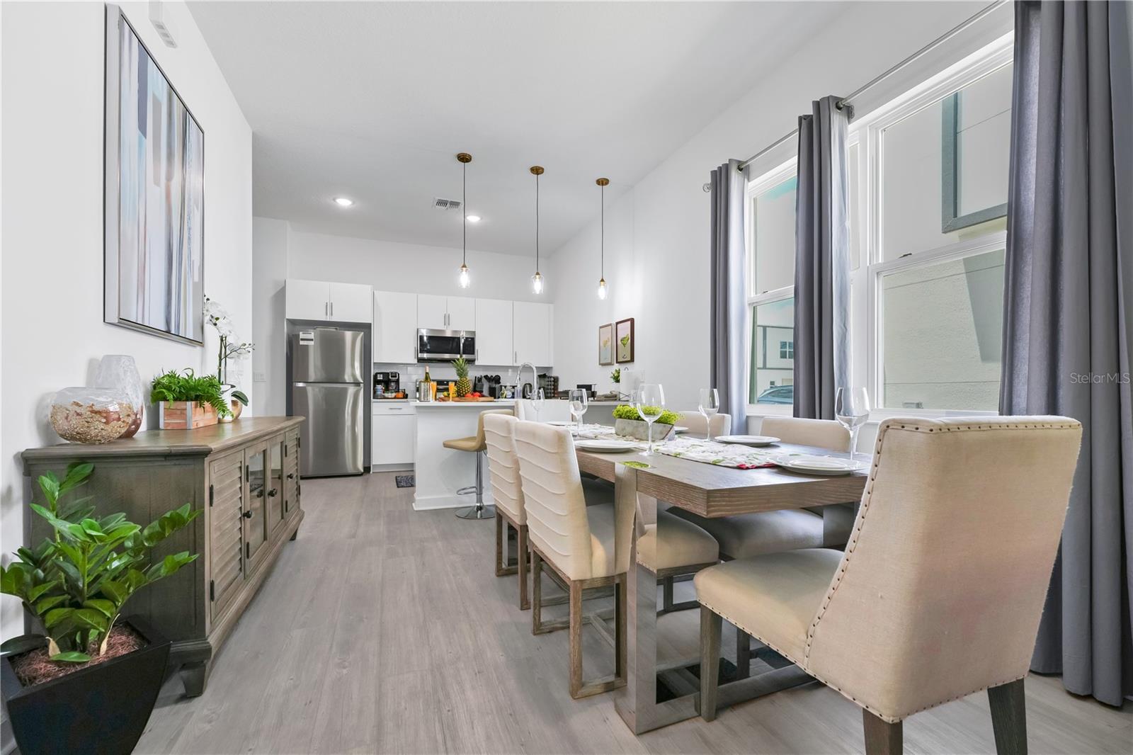 AZUR RESIDENCE - Residential