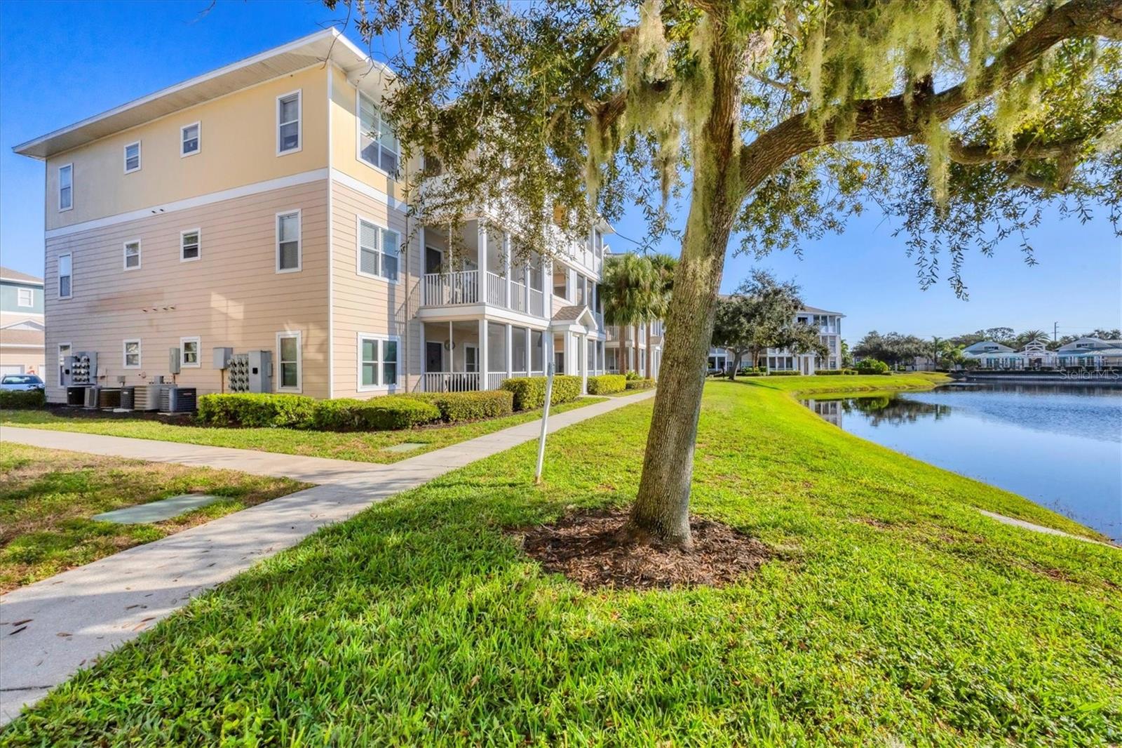 THE PALMS OF CORTEZ - Residential