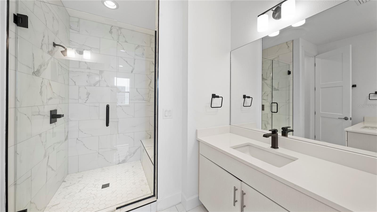 LAS AZOTEAS TWNHMS - Residential Lease
