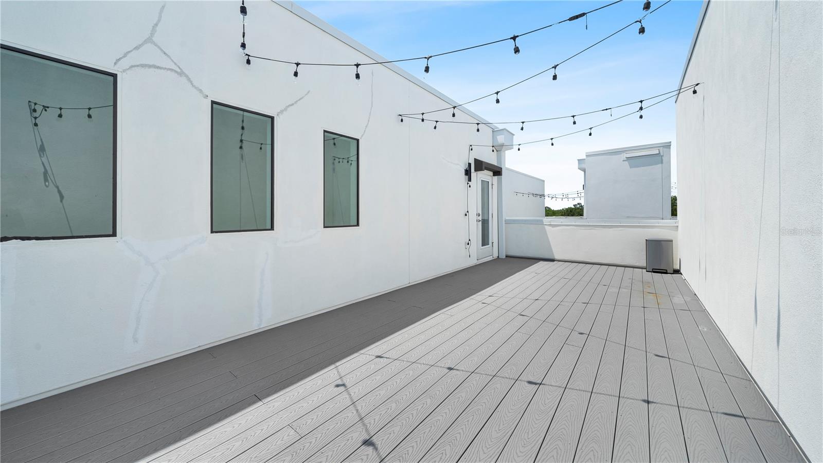 LAS AZOTEAS TWNHMS - Residential Lease