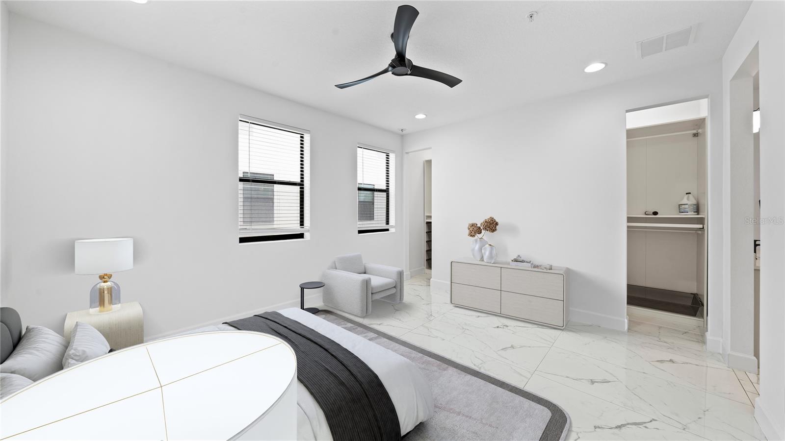 LAS AZOTEAS TWNHMS - Residential Lease