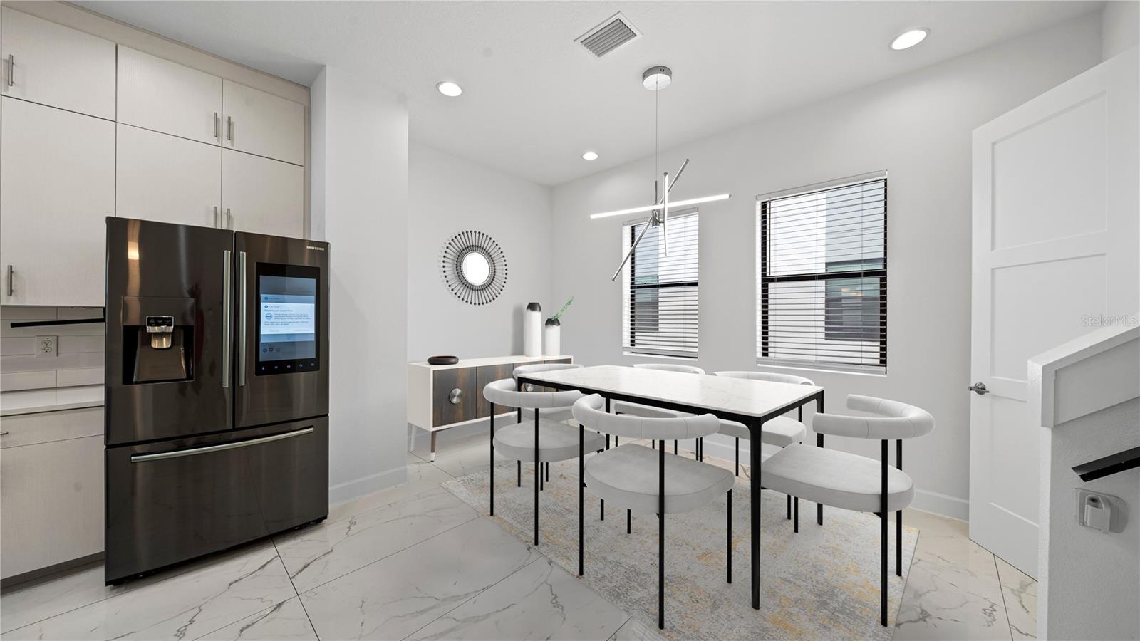 LAS AZOTEAS TWNHMS - Residential Lease