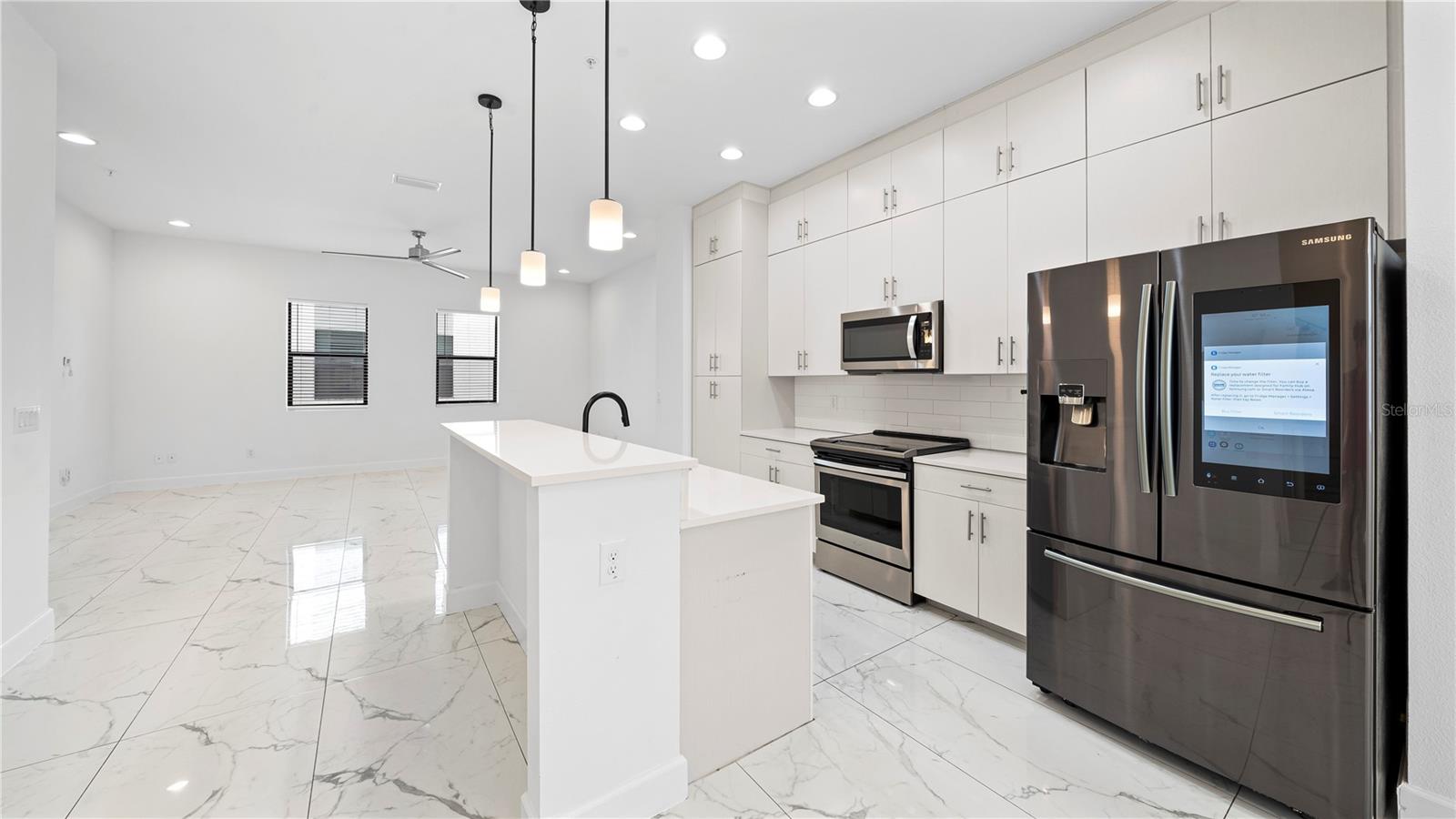 LAS AZOTEAS TWNHMS - Residential Lease