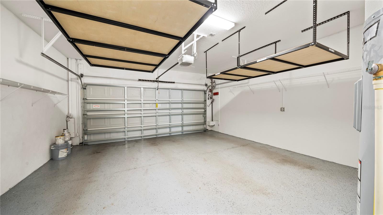 LAS AZOTEAS TWNHMS - Residential Lease
