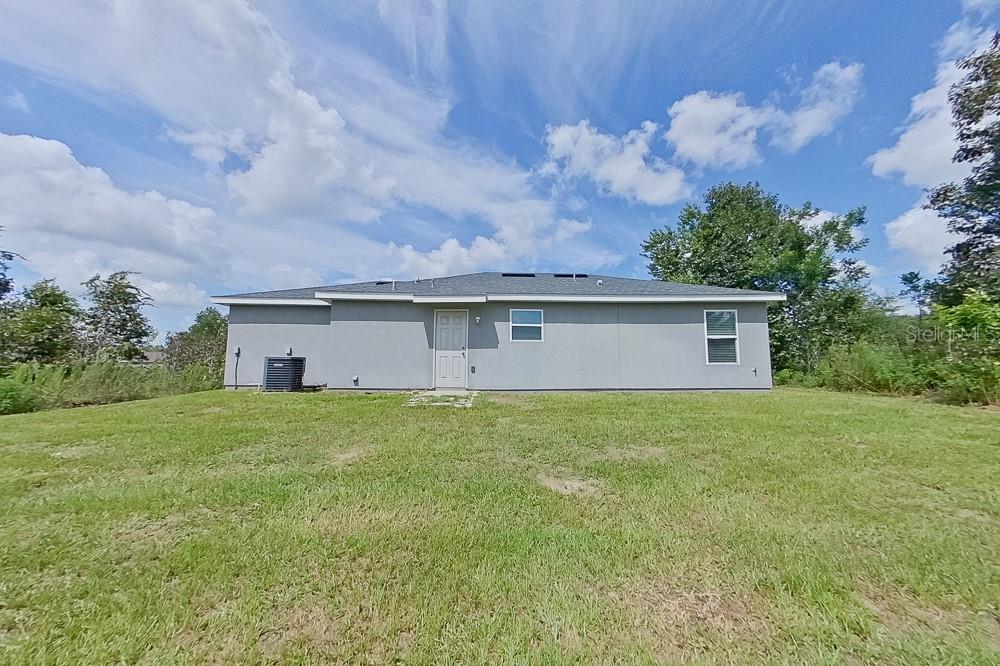 MARION OAKS UN 09 - Residential Lease