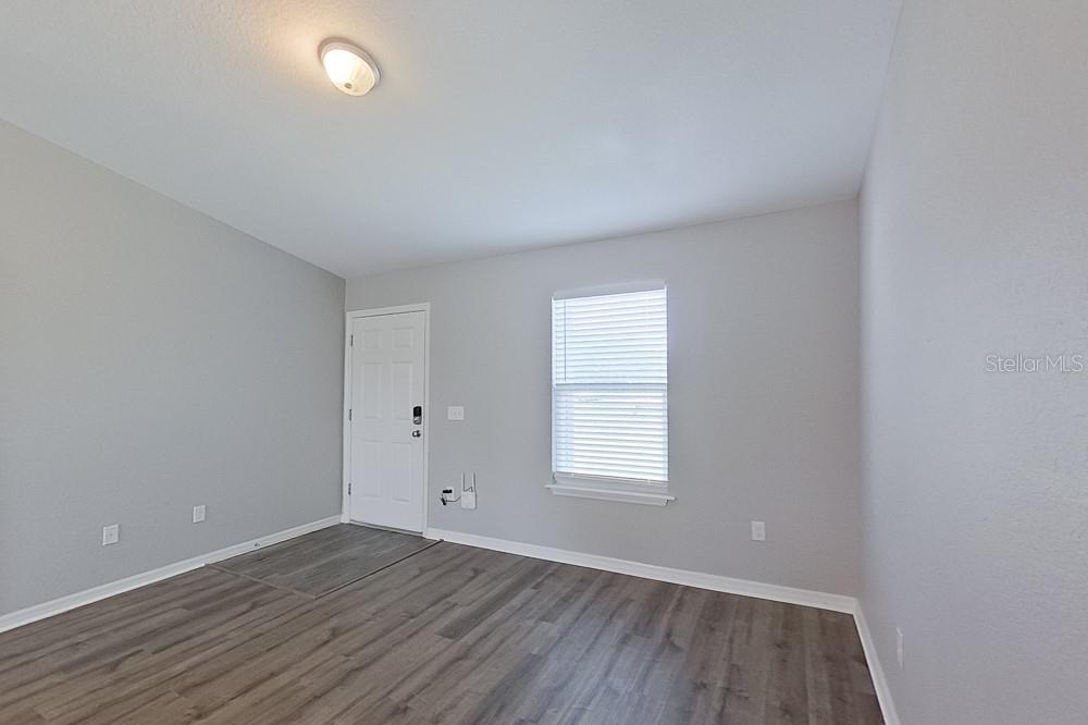 MARION OAKS UN 09 - Residential Lease
