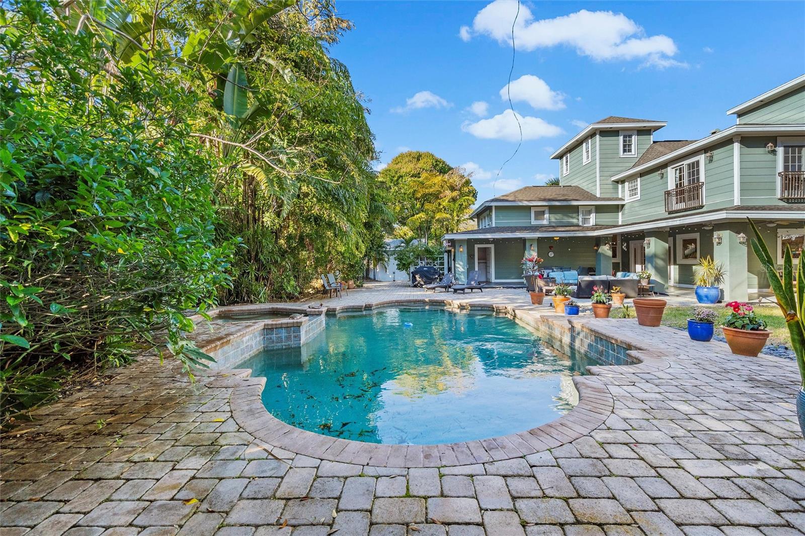 BARNARD ERASTUS A S REV SUB - Residential