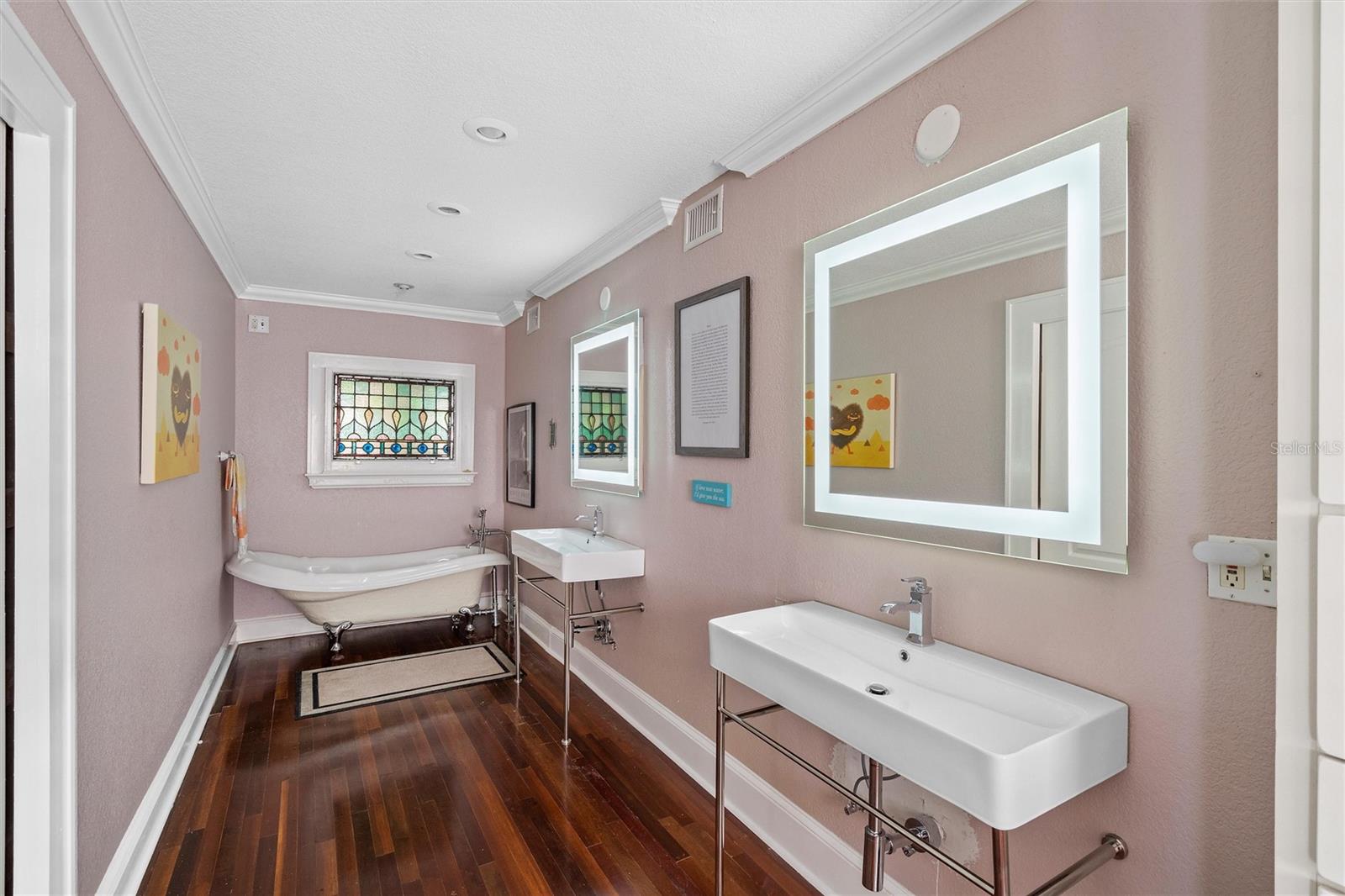 BARNARD ERASTUS A S REV SUB - Residential