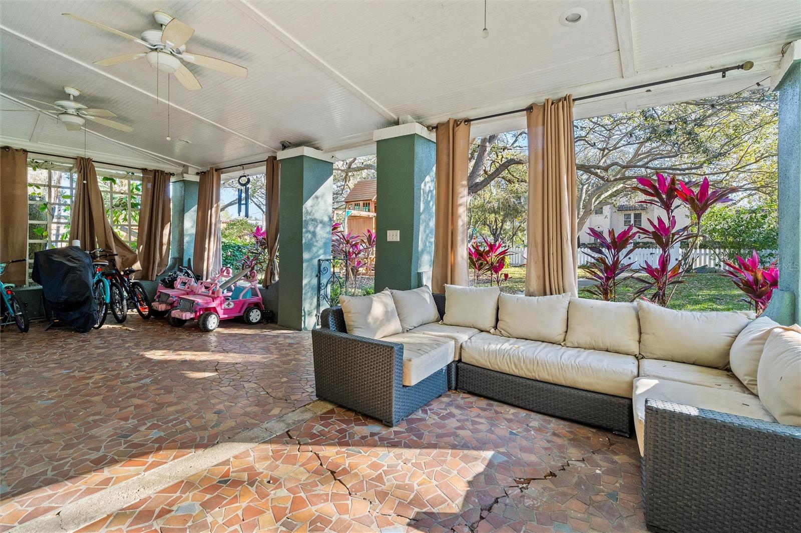 BARNARD ERASTUS A S REV SUB - Residential