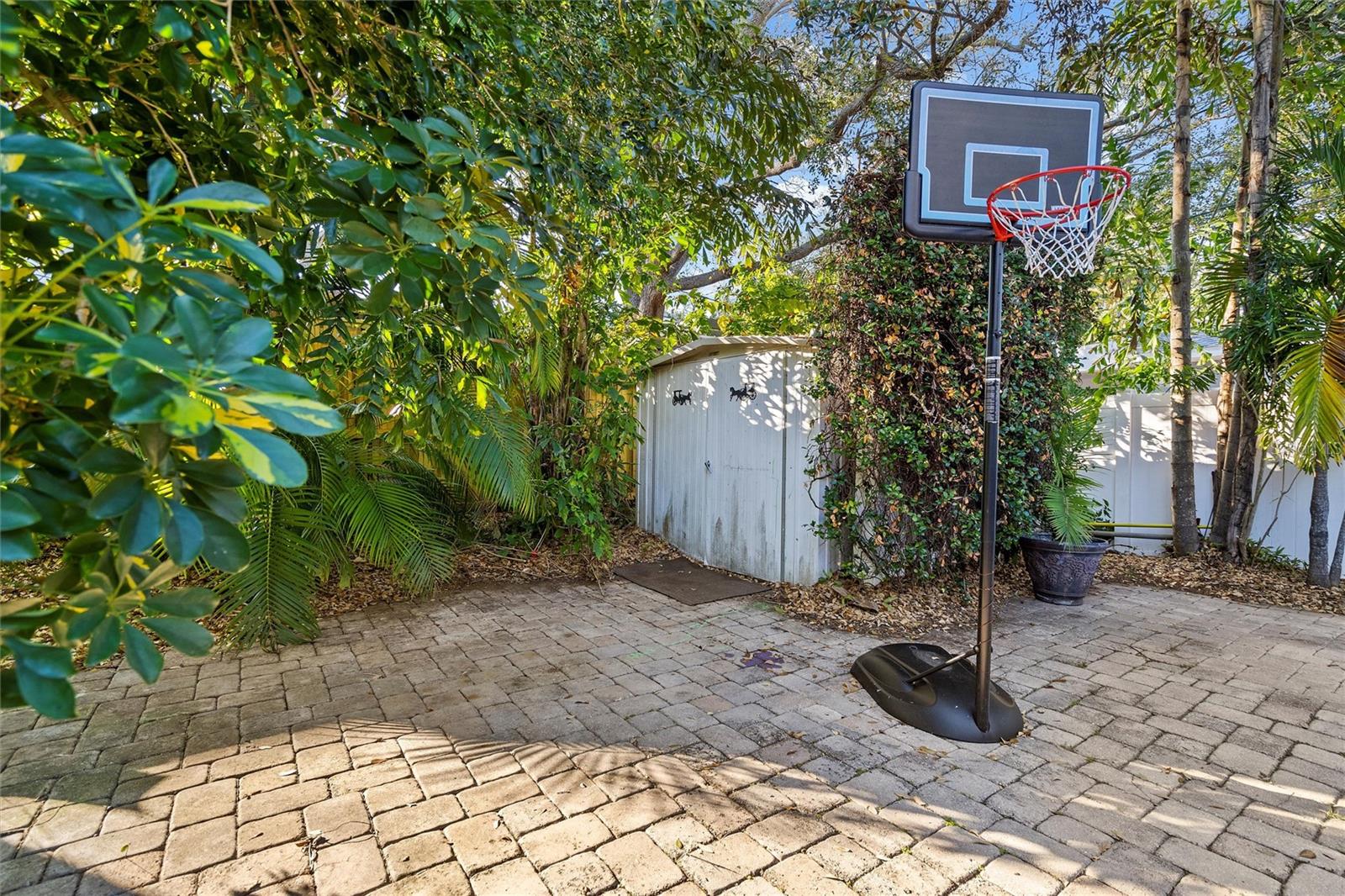 BARNARD ERASTUS A S REV SUB - Residential