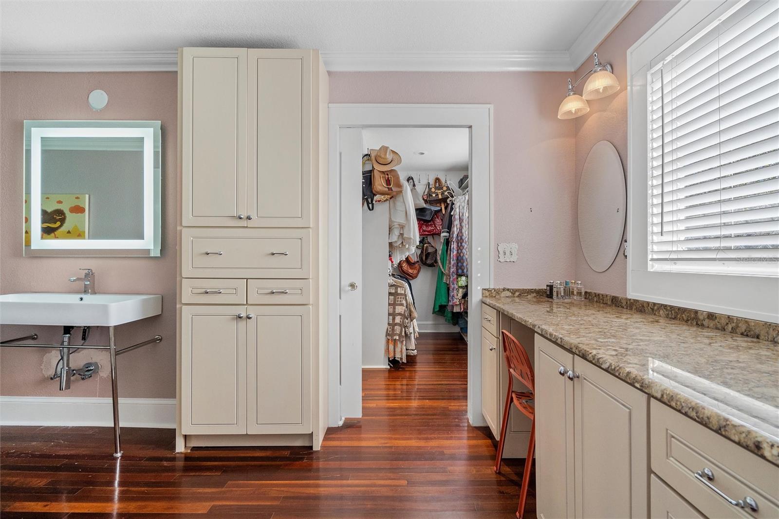 BARNARD ERASTUS A S REV SUB - Residential