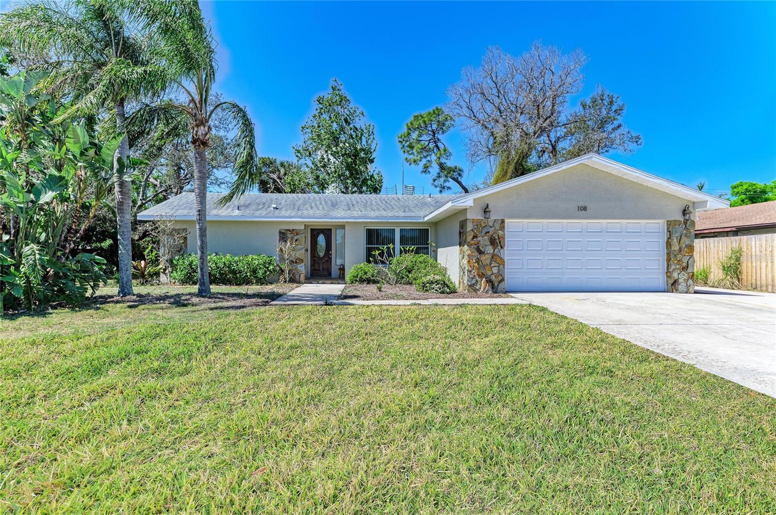 PALMA SOLA VILLAGE SUB - Residential