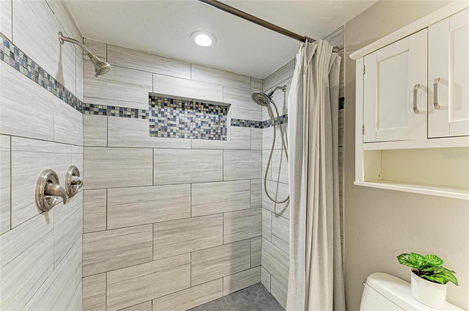 PALMA SOLA VILLAGE SUB - Residential