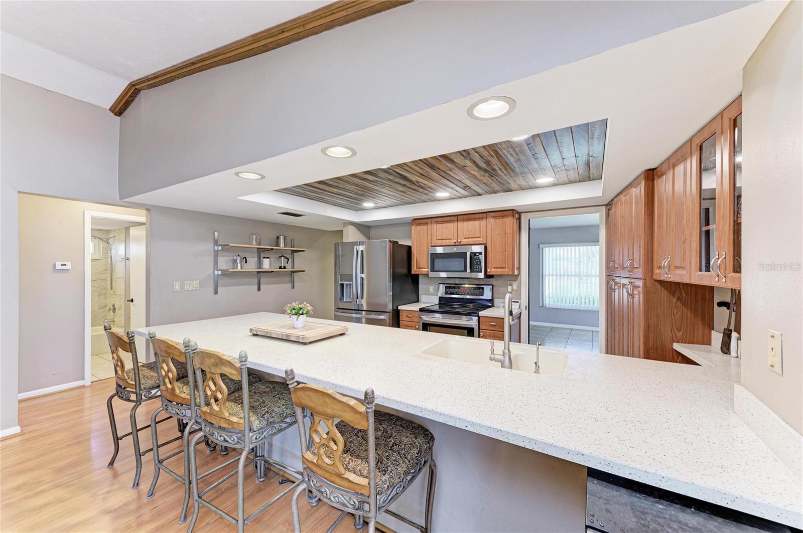 PALMA SOLA VILLAGE SUB - Residential