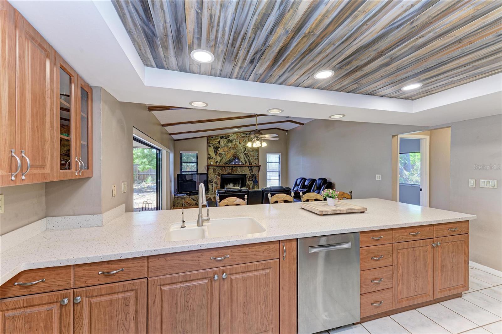 PALMA SOLA VILLAGE SUB - Residential