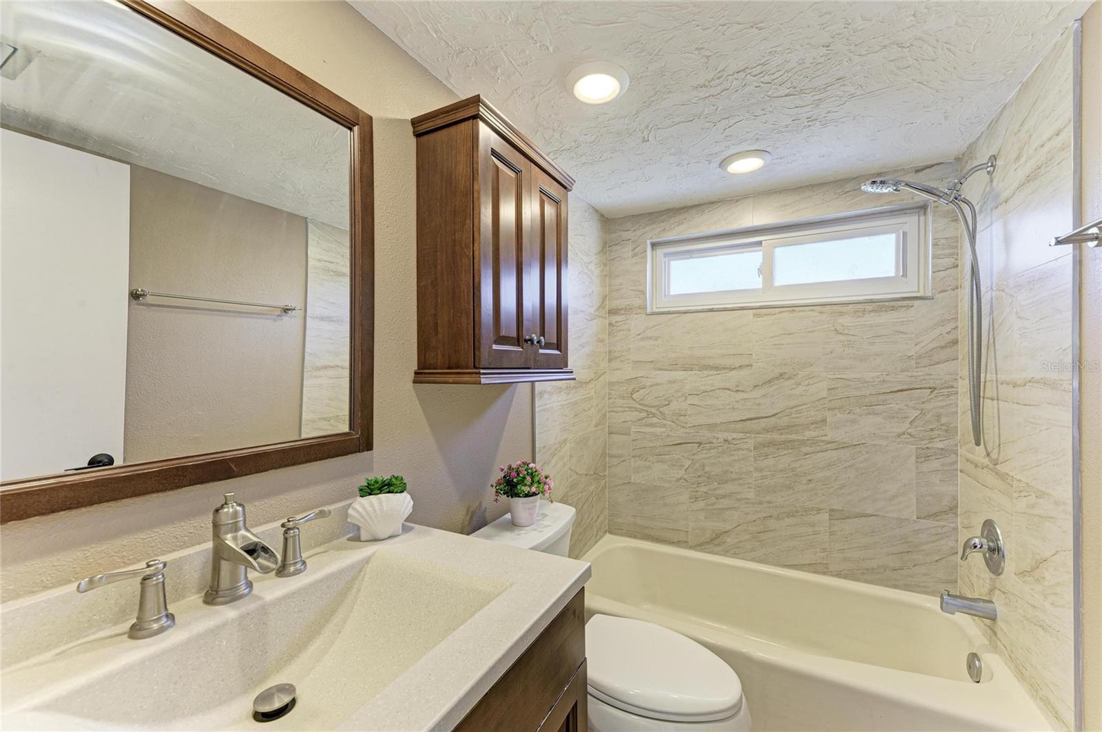 PALMA SOLA VILLAGE SUB - Residential