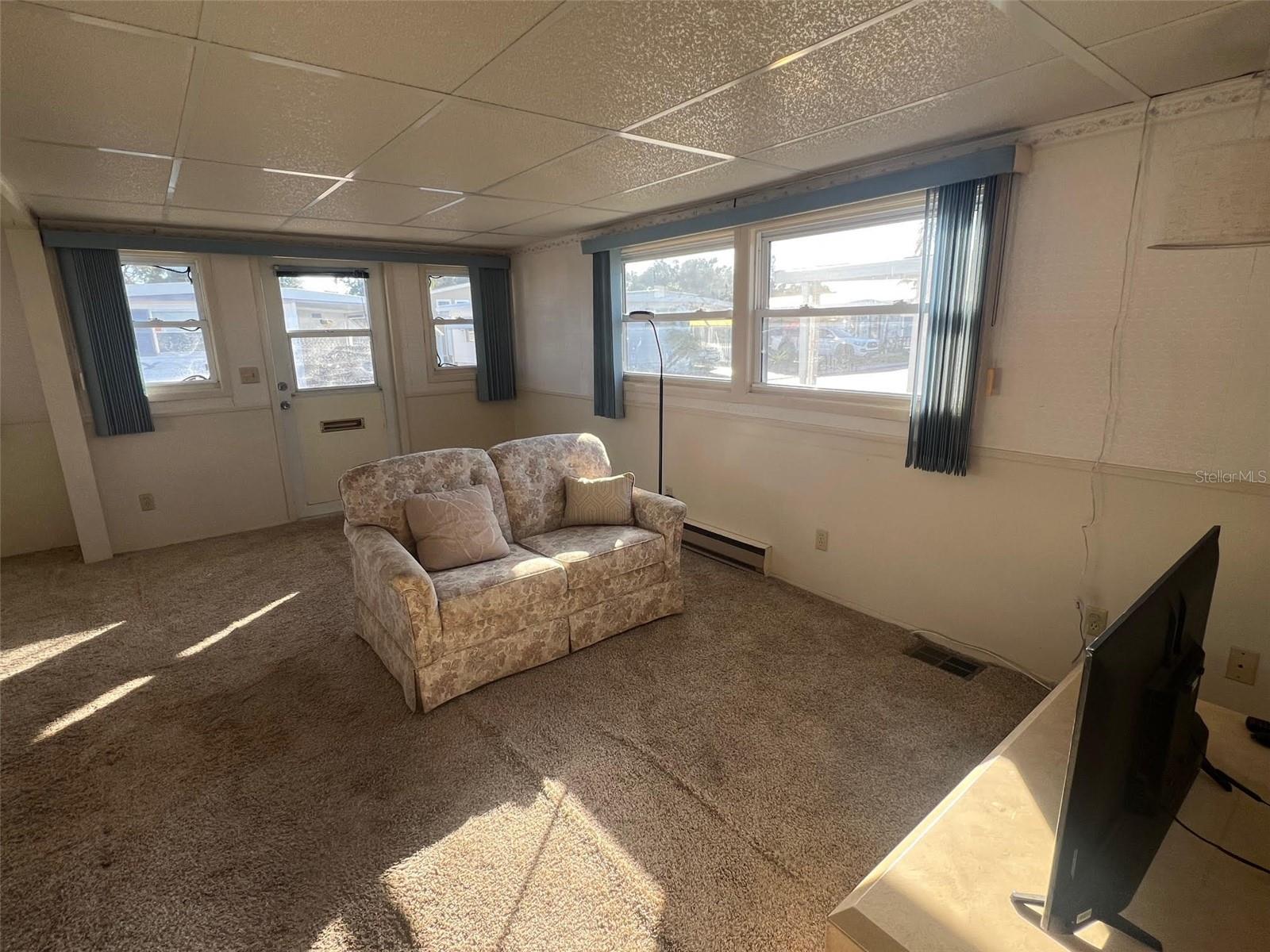 POINTE WEST RESIDENT OWNED COMMUNITY INC - Residential